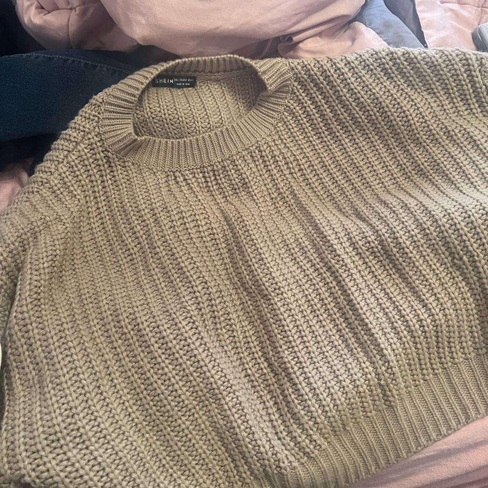 medium sweater